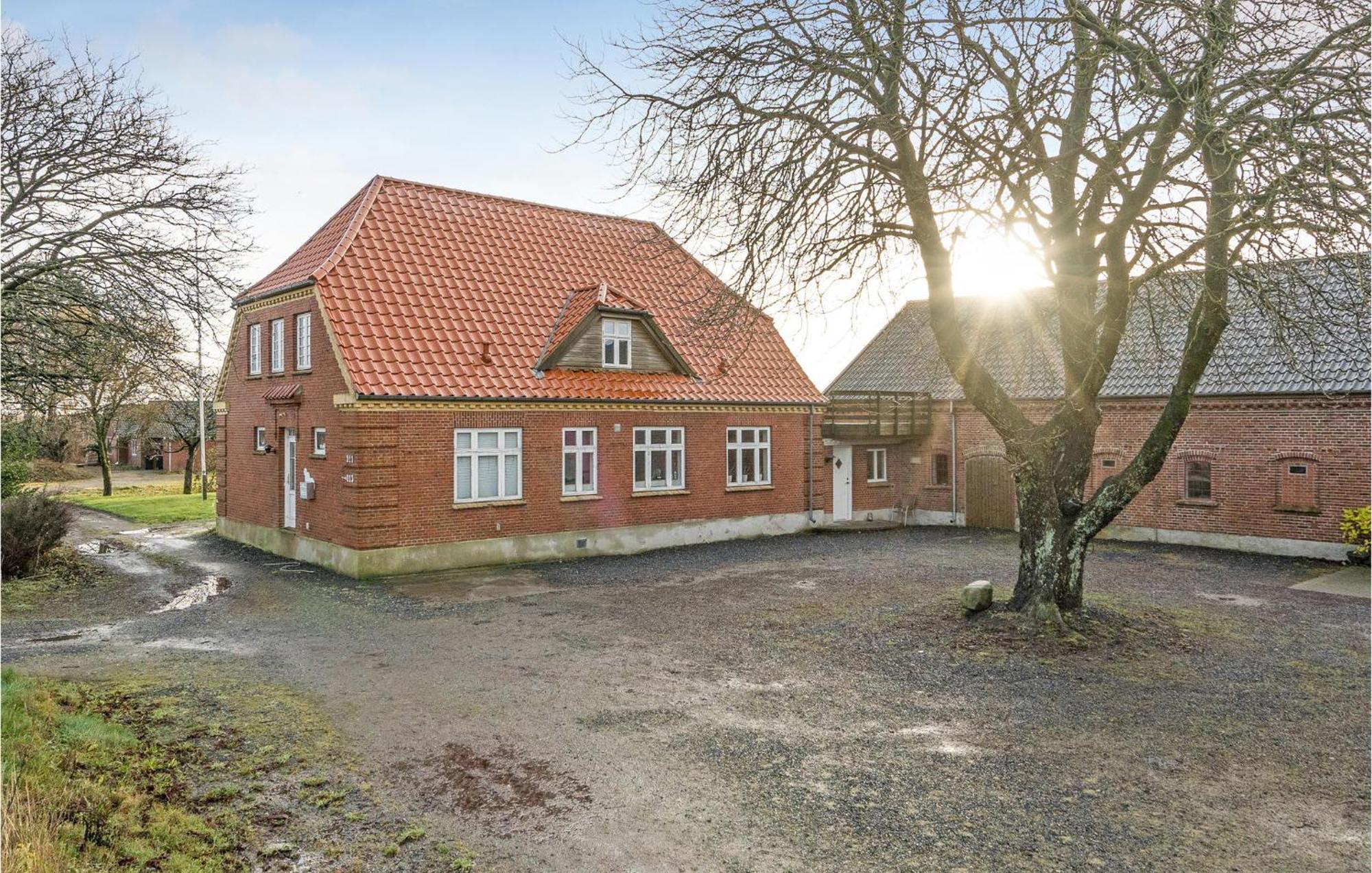 Gorgeous Apartment In Esbjerg V With Kitchen Eksteriør bilde